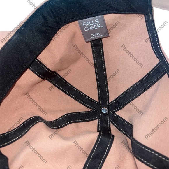 Pink Cap with Rhinestone Mushroom Design - Picture 6 of 8